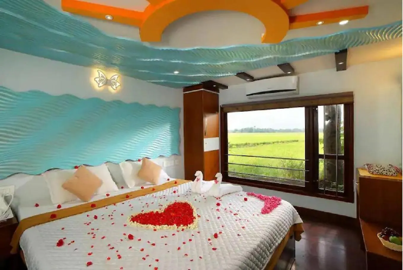 Northstar 2 Bedroom Ac Private Houseboat With All Meals Alappuzha 0*,  India